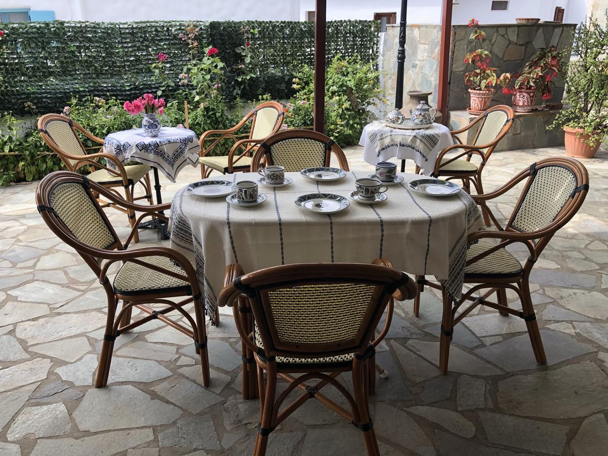 Deidamia Hotel Скирос Экстерьер фото