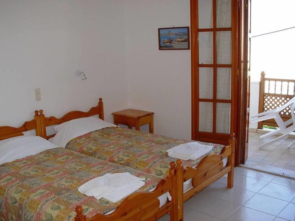 Deidamia Hotel Скирос Экстерьер фото