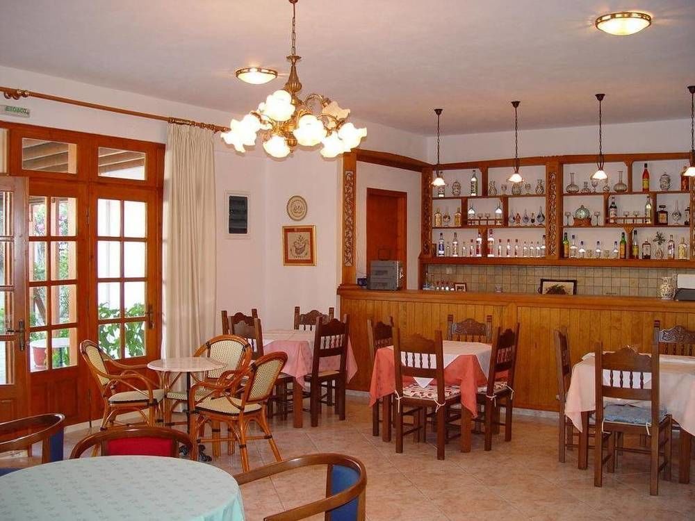 Deidamia Hotel Скирос Экстерьер фото